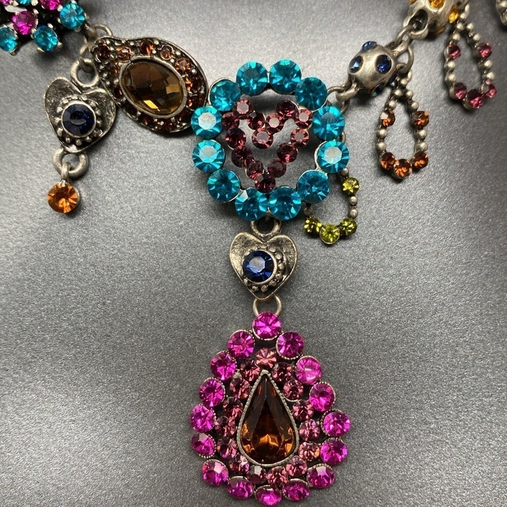 Rhinestone Necklace and Earrings - Picture 6 of 14